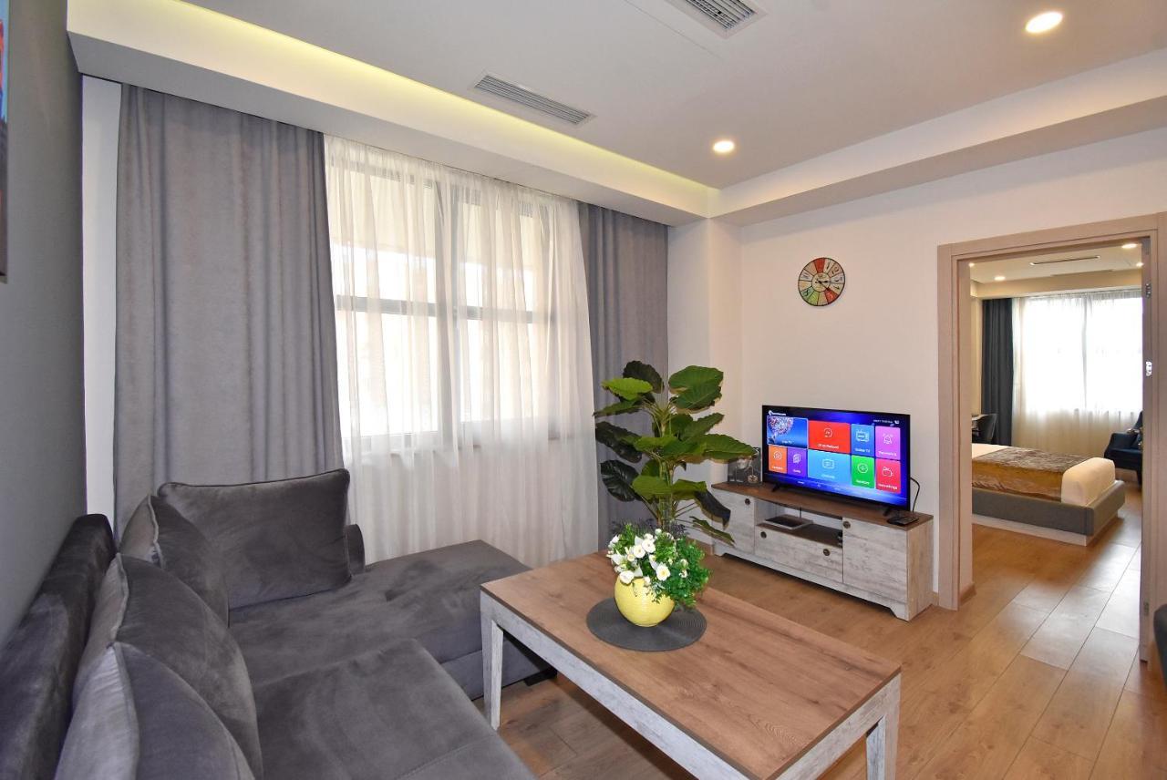 Home4You City Center Apartments Yerevan Exterior photo
